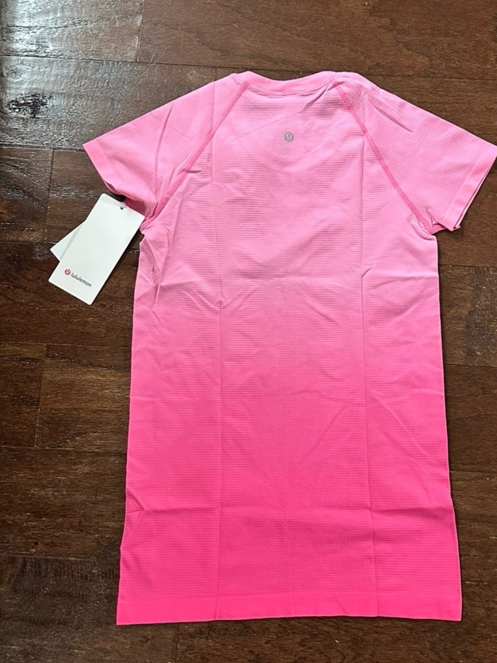 Lululemon Swiftly Tech Short-Sleeve Shirt 2.0 Hip Length Pink Size 6 NWT - Picture 9 of 10